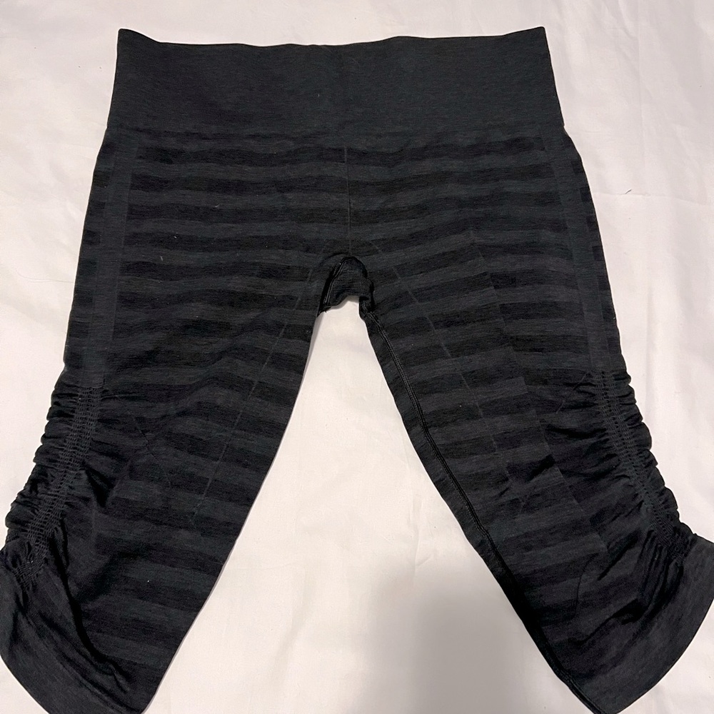 Lululemon bike shorts EUC